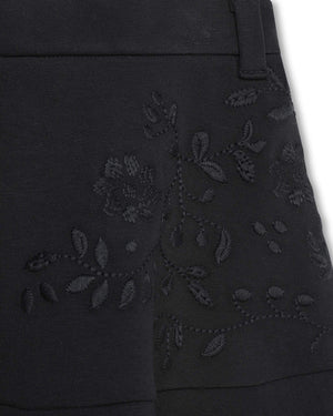 
  
    Chloé
  
 Girls Black Embroidered Skirt