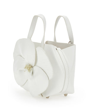 
  
    Monnalisa
  
 Girls White Flower Bag