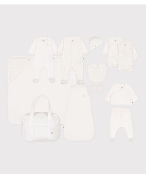
  
    Petit
  
    Bateau
  
 Baby Ivory Diaper Bag Gift Set