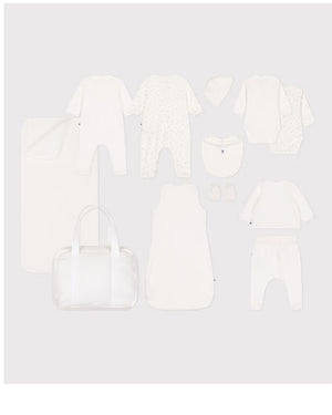 
  
    Petit
  
    Bateau
  
 Baby Ivory Diaper Bag Gift Set