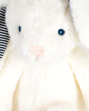 
  
    Petit
  
    Bateau
  
 Baby Ivory Toy Bunny