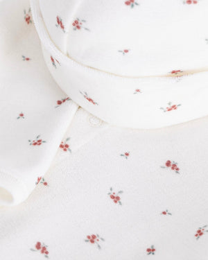 
  
    Petit
  
    Bateau
  
 Baby Ivory Holly Velour Gift Set