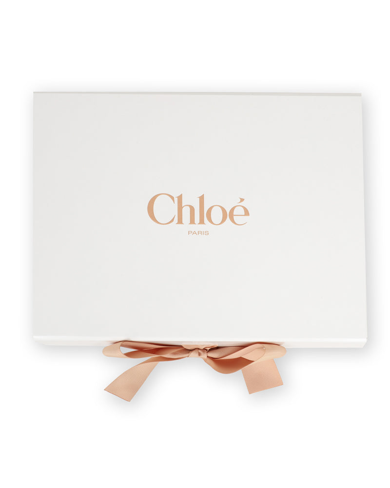 
  
    Chloé
  
 Baby Girls Beige Knit Logo Blanket