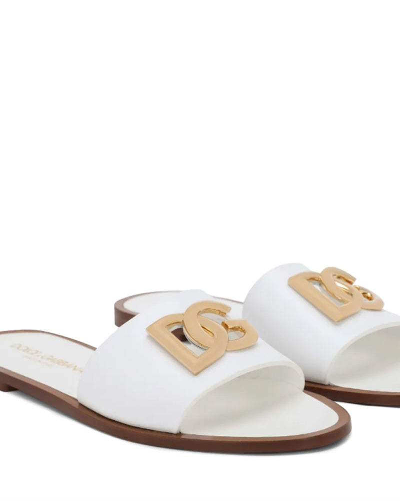 
  
    Dolce
  
    &
  
    Gabbana
  
 Girls White DG Sandals