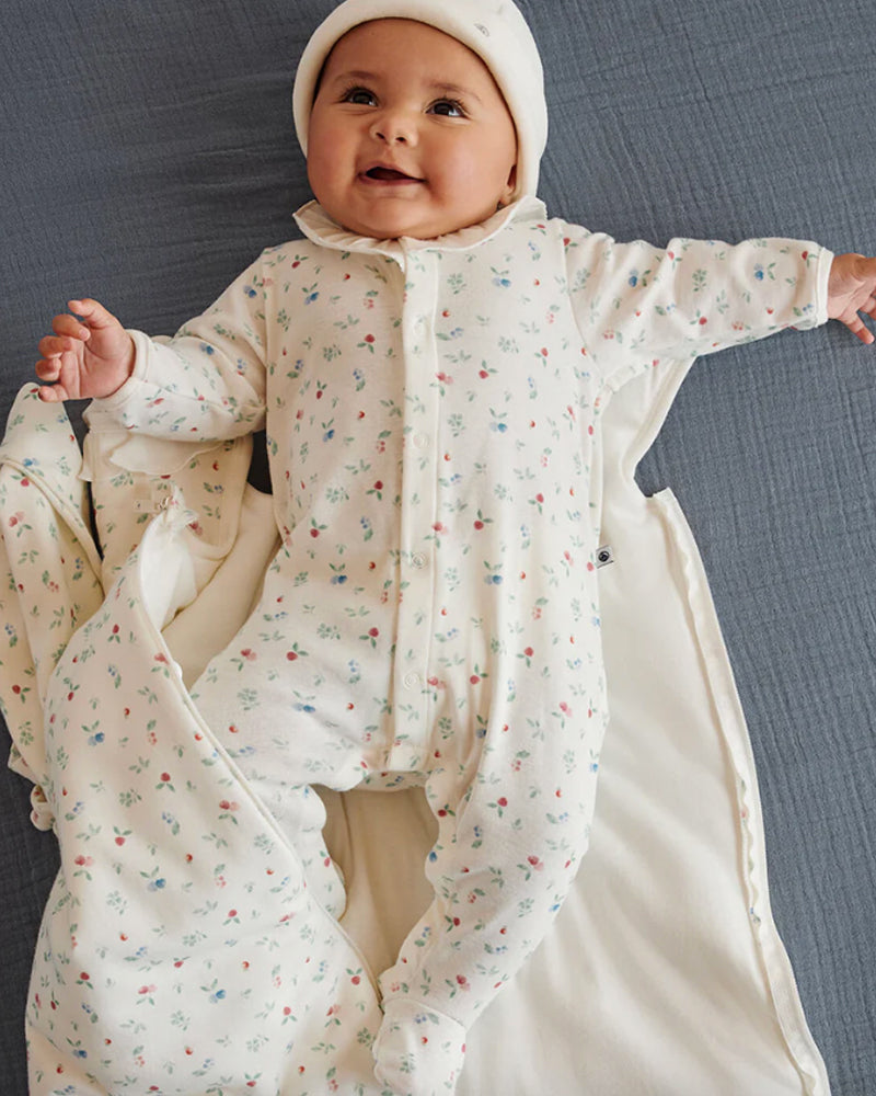 
  
    Petit
  
    Bateau
  
 Baby Girls Ivory Floral Onesie