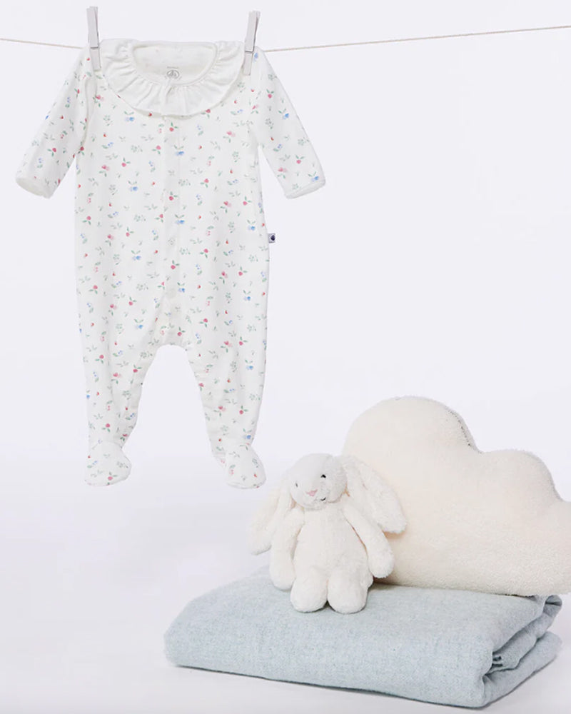 
  
    Petit
  
    Bateau
  
 Baby Girls Ivory Floral Onesie