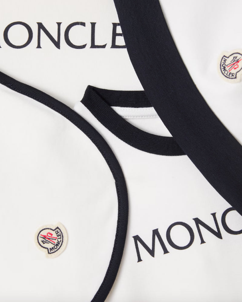 
  
    Moncler
  
    Enfant
  
 Baby White 4 Piece Gift Set