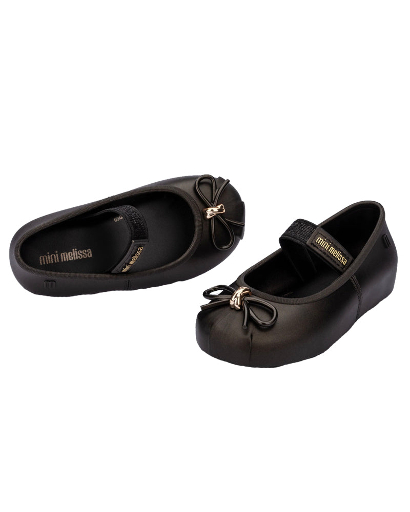 
  
    Mini
  
    Melissa
  
 Girls Black Sophie Ballerina